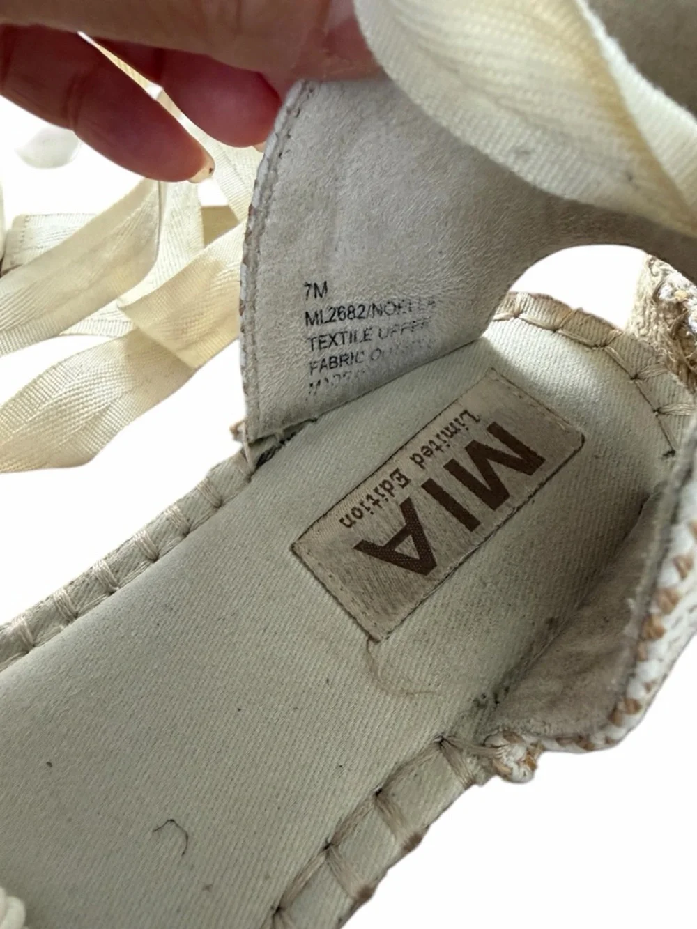 MIA crochet upper